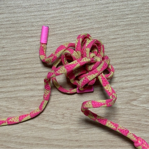 •Triangle Swimwear Cora bikini set in ursa - Picture 4 of 16